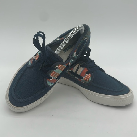Converse Women's Size 8.5 Blue and Red Sneakers with Canvas Upper Boat Shoes - Picture 1 of 14